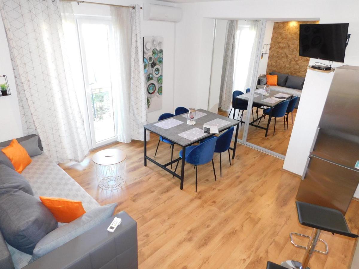 Jacky Apartment / Sea View Makarska Esterno foto