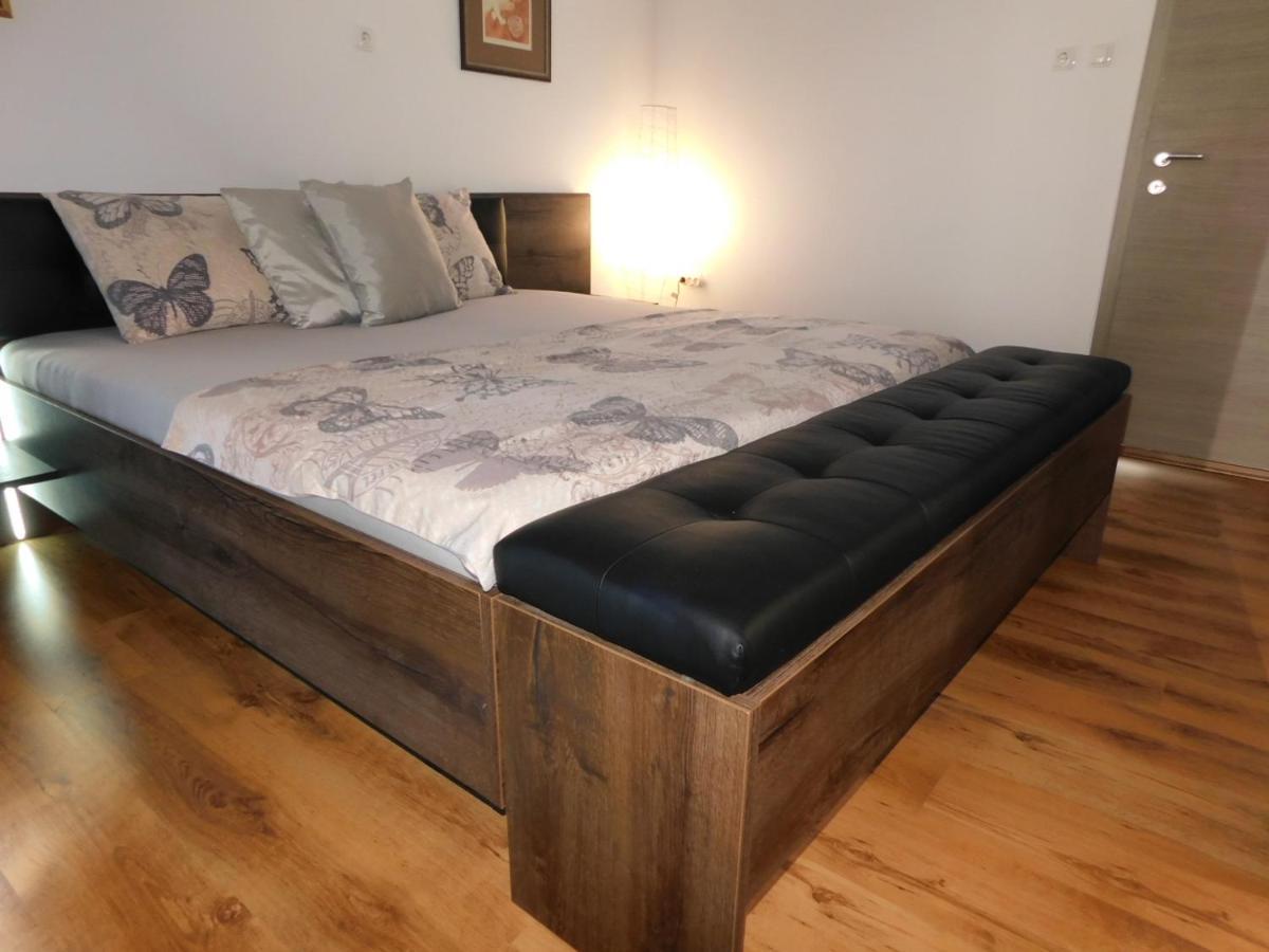 Jacky Apartment / Sea View Makarska Esterno foto