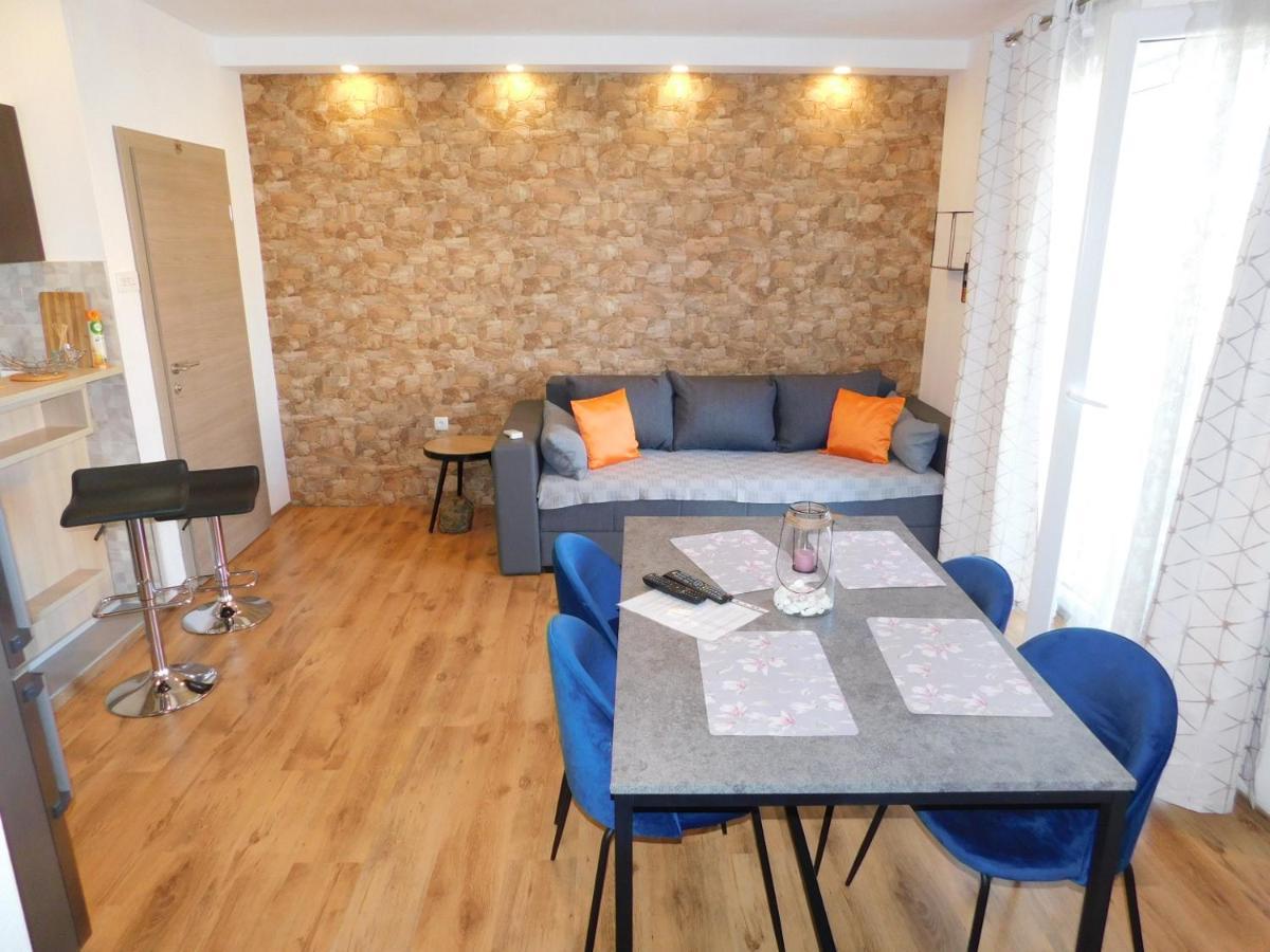 Jacky Apartment / Sea View Makarska Esterno foto